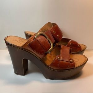 Born platform sandals - sz 8 - cognac leather